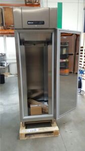 Gram Baker Standard K 69 Refrigerator