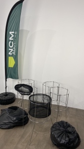 X65 Shopping Baskets with Stands